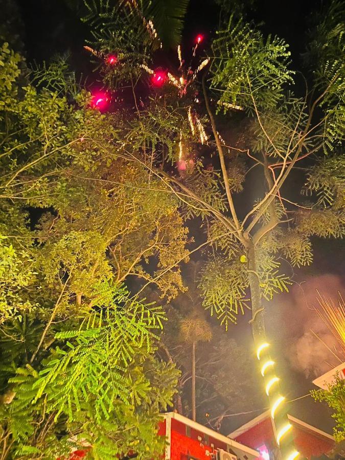 Vip Garden Resort Varkala Exteriör bild