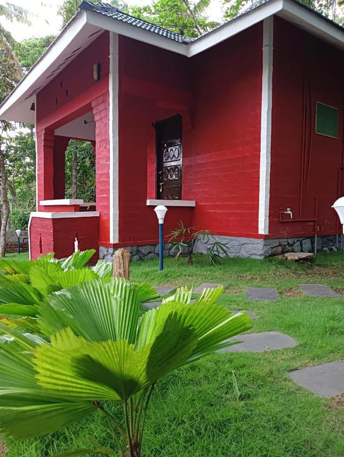 Vip Garden Resort Varkala Exteriör bild